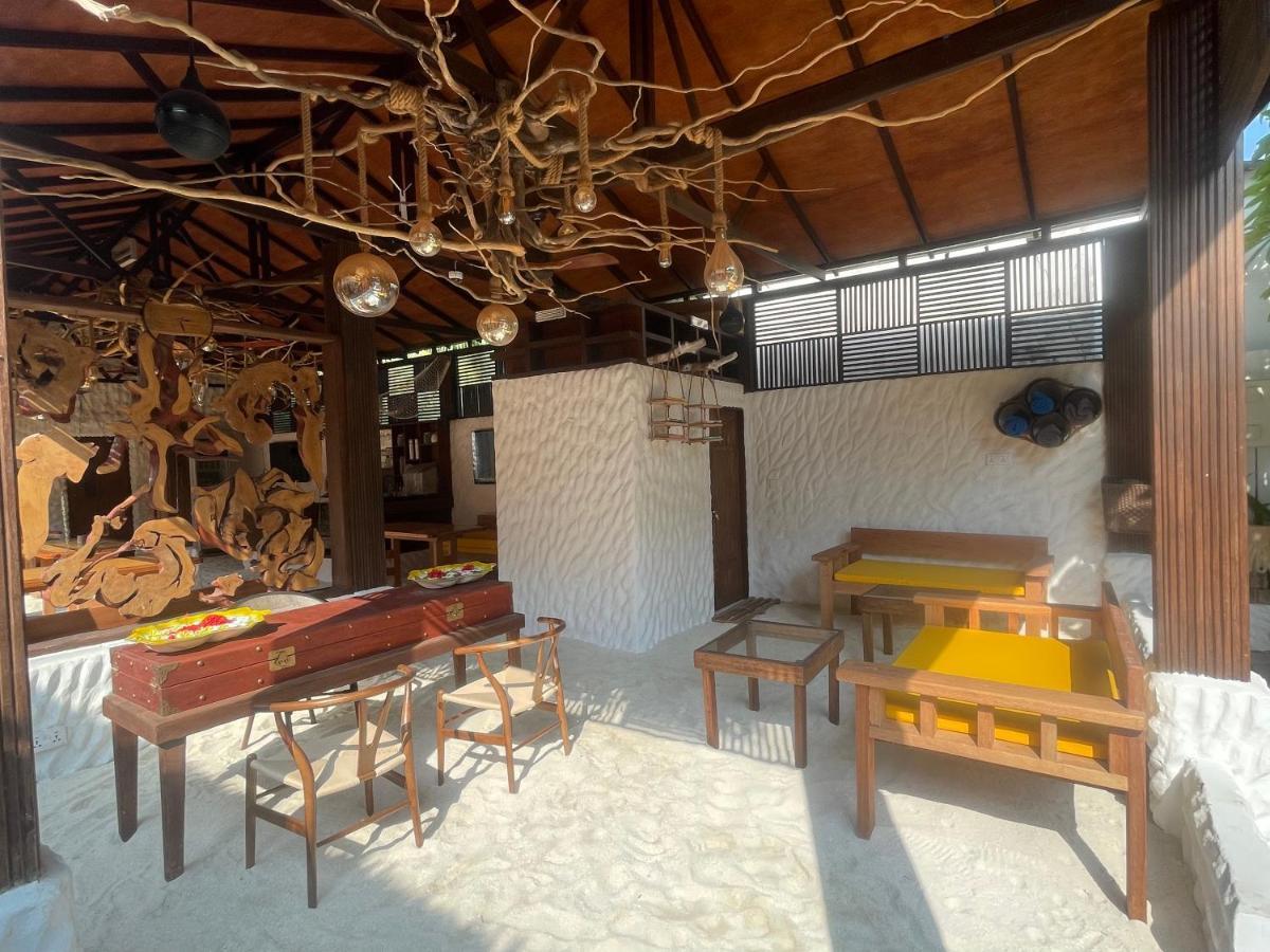 Atholhu Residence Fehendhoo エクステリア 写真