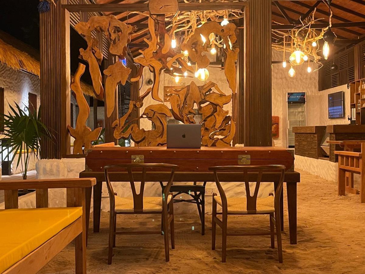 Atholhu Residence Fehendhoo エクステリア 写真