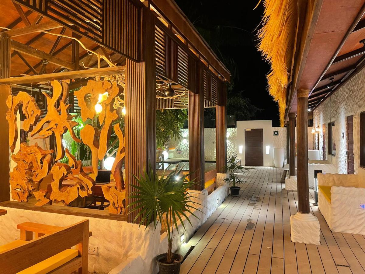 Atholhu Residence Fehendhoo エクステリア 写真