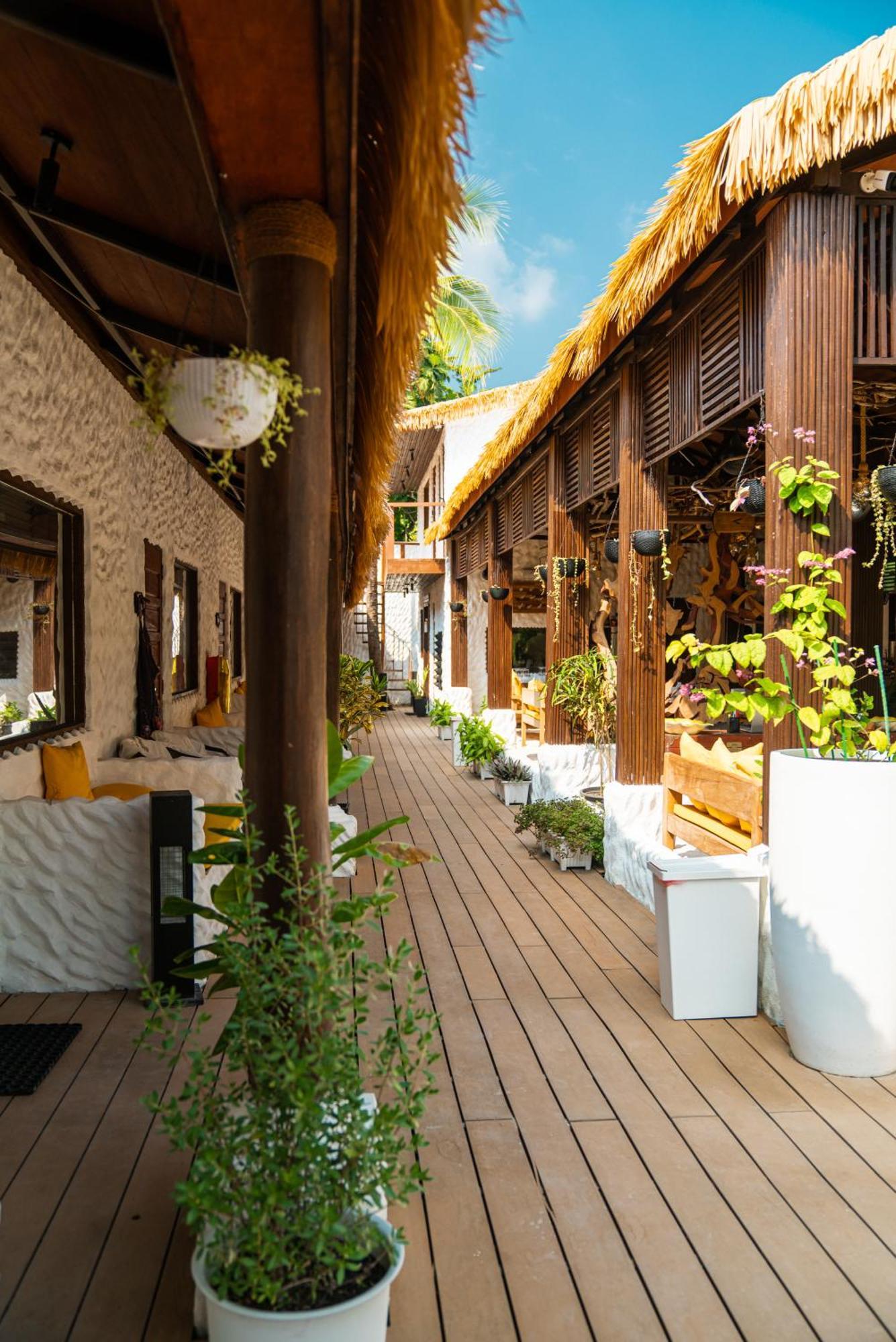Atholhu Residence Fehendhoo エクステリア 写真
